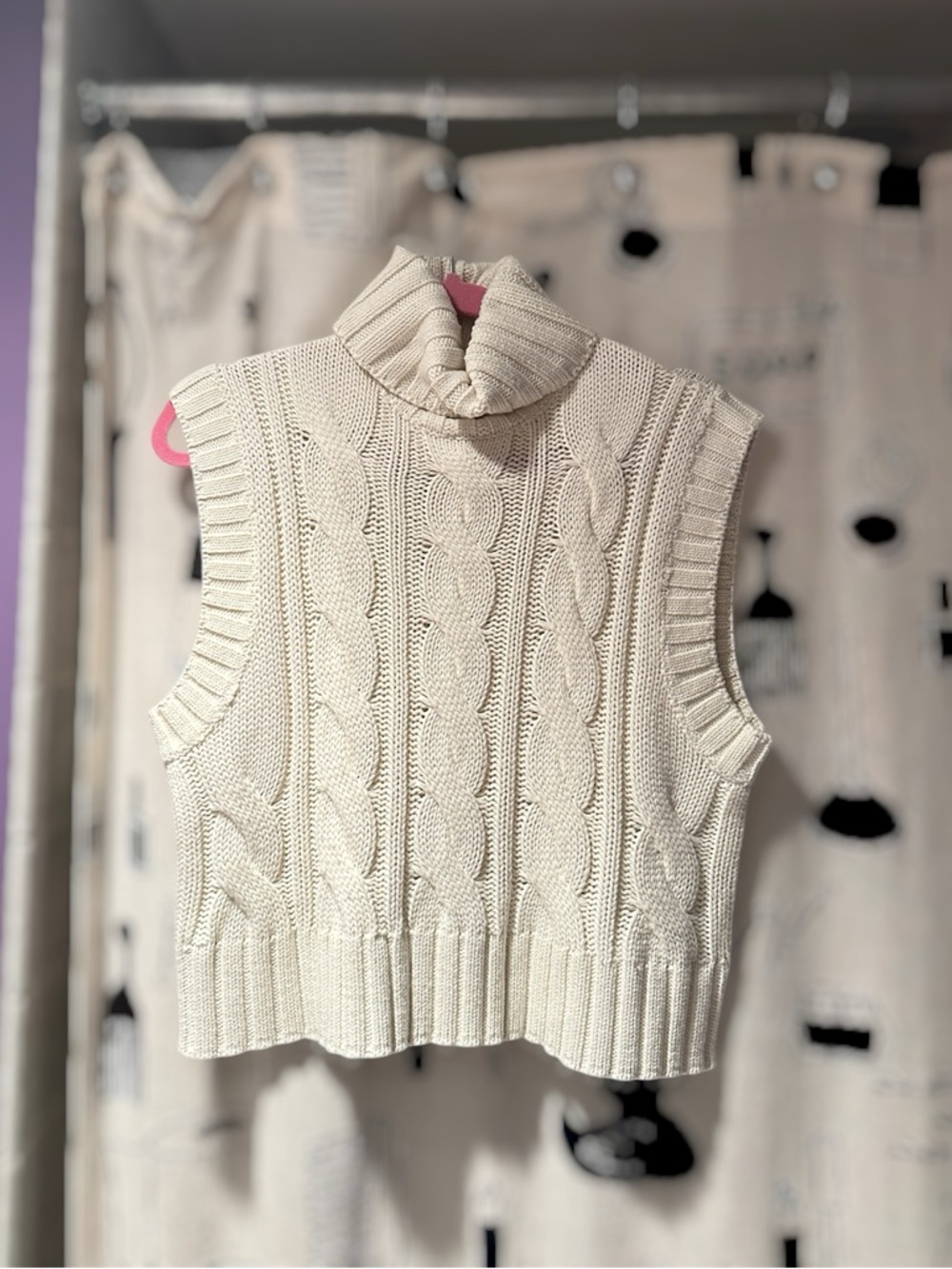 H&M Off-White Cable Knit Turtleneck Sleeveless Top